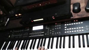 GreyM  - Run (Yamaha MOXF 8)