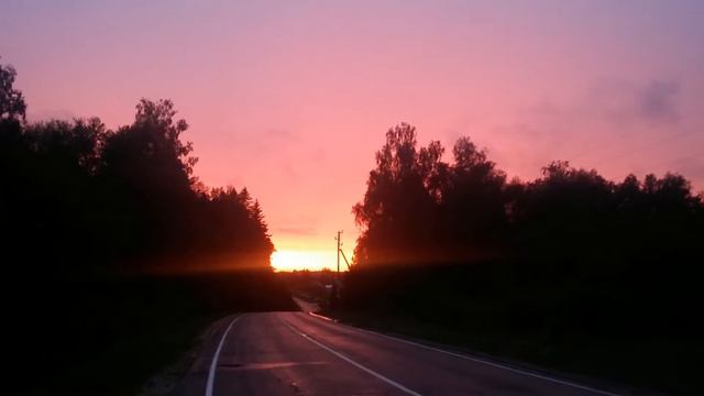 Алый закат солнца. Beautiful sunset. красивое вечернее небо. Подмосковье, новорижское шоссе (HD)