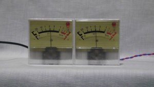 VU-Meter + Peak LED on K157DA1 + K157HP1 Indicator M68502
Измеритель уровня, блок драйвер - К157ДА1