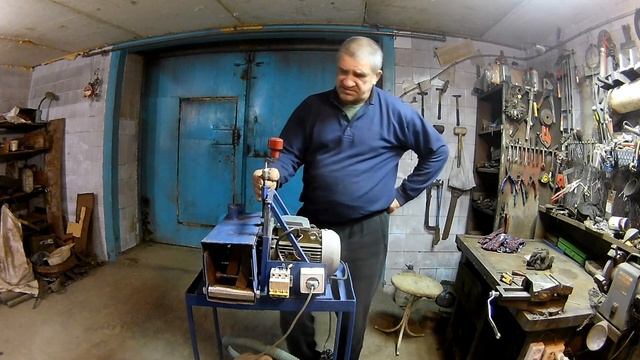 Очистной станок для профильных труб и полос металла. смотреть онлайн