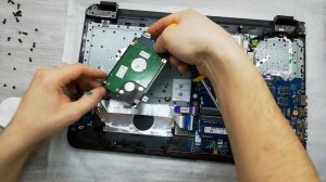 Как разобрать ноутбук HP 15 - afl09ur, замена жесткого диска, устранение перегрева.
