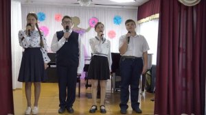 Муз. Е. Мартынова, сл. М.Пляцковского "Мамины глаза", исп. анс. "Поющие сердца", рук. Хусаинова Н.Н.