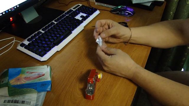 Компактная Ручная Швейная машина для обработки Одежда и Ткани из Gearbest.com смотреть онлайн