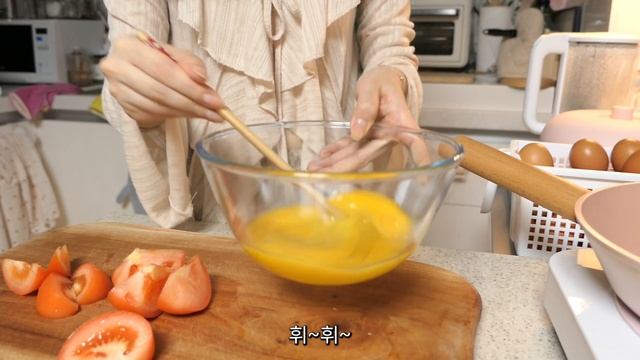 ENG? 대왕 소떡소떡 만들고, 카페 출근하는 자취생 우당탕 집밥 해결하는 영상⏰.avi #카페브이로그 #자취브이로그
