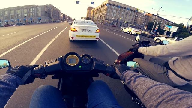 ДПС и Скутеристы САМОУБИЙЦЫ / Сломался на шоссе [СКУТЕР БЛОГ] смотреть онлайн