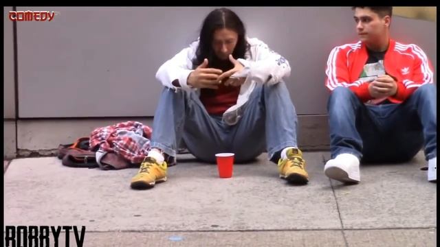 Помощь бездомным в США перевод (И. Марченко) Helping Homeless in USA (Social Experiment) смотреть онлайн