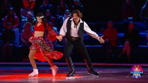 Янина Студилина и Виталий Новиков - "Табор уходит ...вый период 2021. Фрагмент выпуска от 30.10.2021