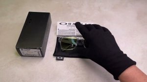 Универсальные солнцезащитные очки Oakley Holbrook 9102 X2. Распаковка и обзор