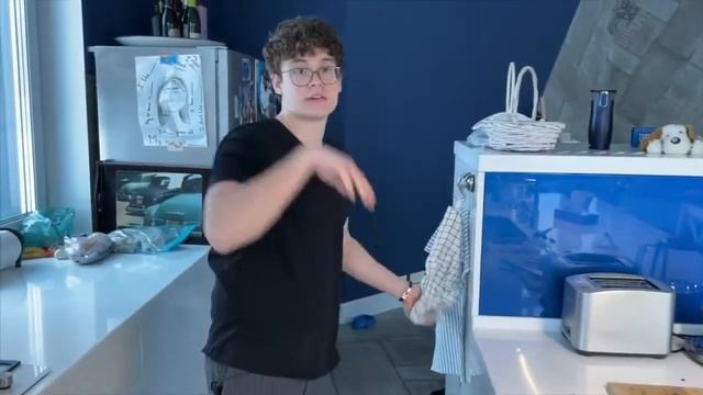 КРЕВЕТКИ В ЧЕСНОКЕ (Gambas al ajillo) смотреть онлайн