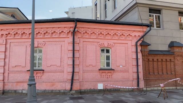 От Новой Третьяковки до Третьяковской галереи в Лаврушинском переулке