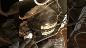 Сломался Мир 149 двух моторный Позис.Пришел на заявку морозилку делать.