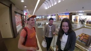 Как поцеловать любую девушку?