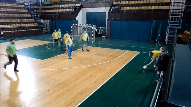 ФК Золотые Ворота - ФК Чайка (1 тайм) - 2 тур - АДФ Футзал 2017 смотреть онлайн