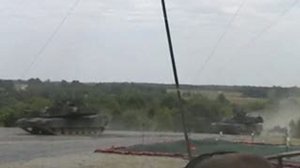 M1 Abrams во всей красе на танковом полигоне
