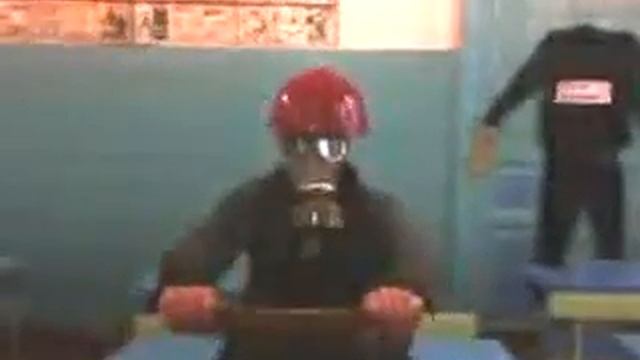 50 км/ч......100 км/ч..... 150 км/ч.... шлагбаум!