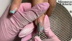 Бирюзовый френч с мелким мерцанием. Коррекция акрилатиком.
