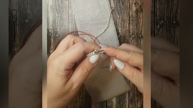 Повязка на голову спицами лицевой гладью