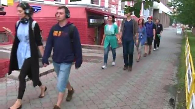 Необычный спектакль-променад «Гдетство» от «Театра на Крыше»
