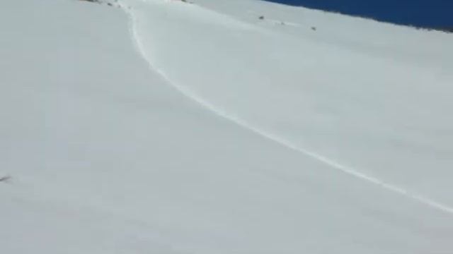 Спуск с горы смотреть онлайн