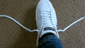 How To Tie Your Shoe Laces So They Don't Come Undone Until You Want Them To!