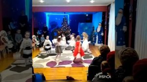 Танец снежинок средняя группа