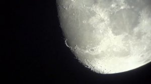 Moon - Skywatcher Heritage 130P - 9.7mm eyepiece