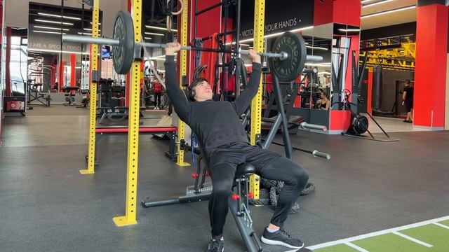 Жим лежа под углом смотреть онлайн