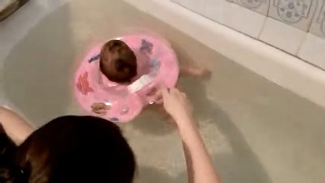 пробный заплыв в большой ванне смотреть онлайн