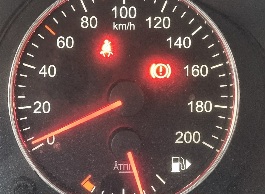 Когда не нужно доливать тормозную жидкость.