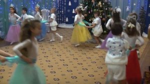 Веселый новогодний танец "Вьюженька"