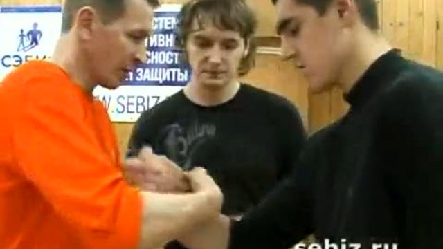 Ножевой бой. Самозащита с ножом.