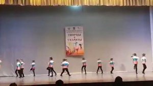 Эстрадный танец "Я живу в России"