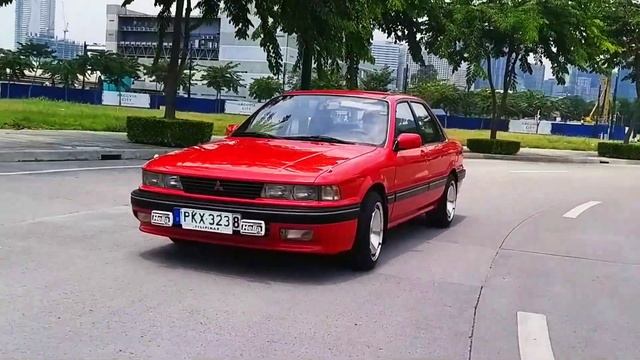 Keeping It Within The Family! | 1989 Mitsubishi Galant Super Saloon Walk-Around Video смотреть онлайн