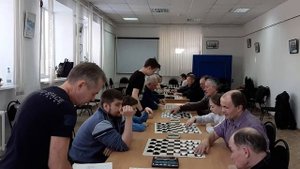 Чемпионат Пермского края по блицу. КМС Бурылов - МС Патрушев. Русские шашки.