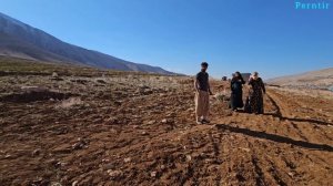 Creating a Magical Winter Haven for Nomadic Living: Zahra's Relatives' Transformation