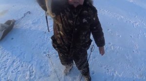 Он был в шоке от своей первой рыбалки на хапуги.