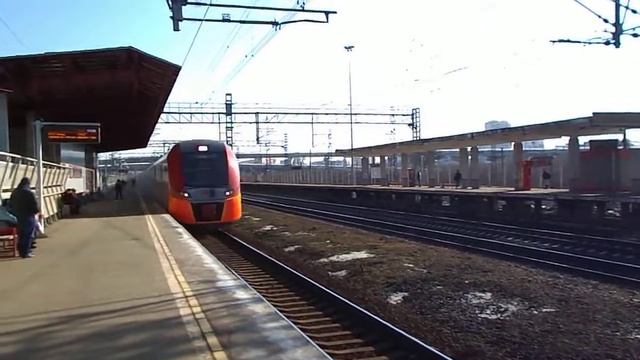 "Всем стоять! Ласточка несётся!" смотреть онлайн