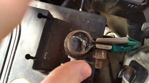 Быстросъёмные клеммы для аккумулятора Hyundai Accent 2004 AG часть 2