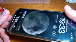 Платежный стикер Альфа-Банк для iPhone.