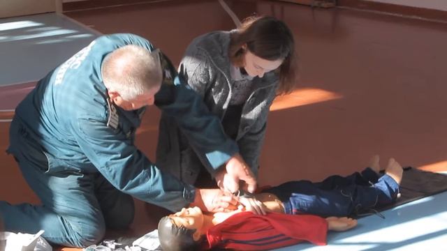 Общешкольный урок безопасности на воде смотреть онлайн