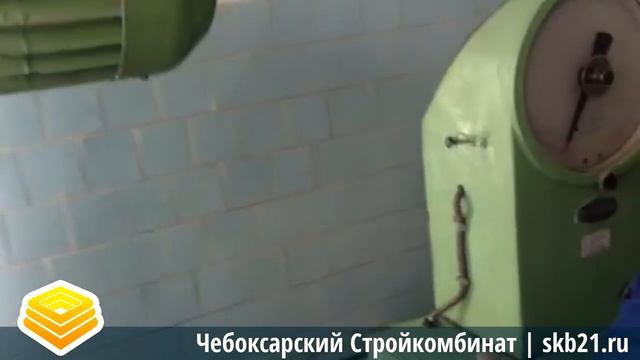 Испытания полнотелых керамзитобетонных блоков на прочность
