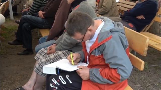 Сестры матери Терезы в лагере Ты не один смотреть онлайн