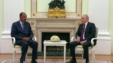 Владимир Путин в Кремле провел переговоры с президентом Эритреи Исайясом Афеверки