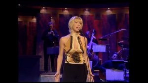 Hannah Waddingham "Our kind of Love" - Live version