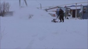 канал Саша Торопов  Убираем снег доработанным снегоуборщиком...