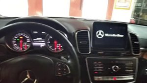 Салон Прадо 150 и салон Мерседес GLS 350 d 4 matik сравнение