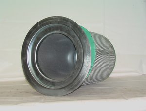 Сепаратор для компрессора Уралкомпрессормаш (УКМ) DB 2507.wmv