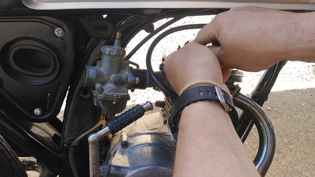 mastorakos: valve clearance adjustment on Honda CB 50 смотреть онлайн