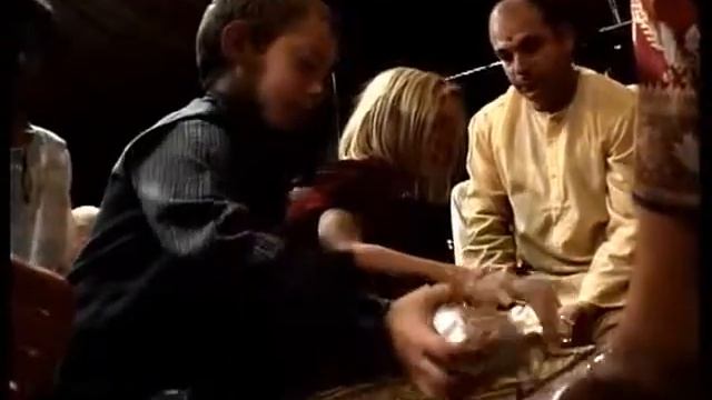 Шри Ганеша Пуджа, 22 09 2001 г Кабелла, Италия Джей Ганеш Джей Ганеш смотреть онлайн