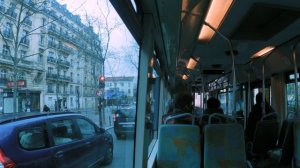 Inside a Parisian bus - EXPERIENCE IT  - line 58